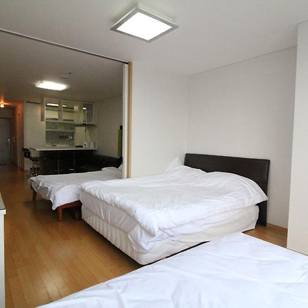 Gangnam Galaxy Lux Apt Gwacheon المظهر الخارجي الصورة