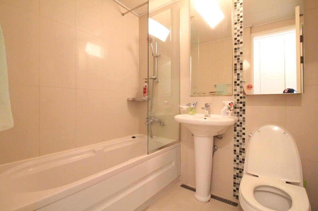Gangnam Galaxy Lux Apt Gwacheon المظهر الخارجي الصورة